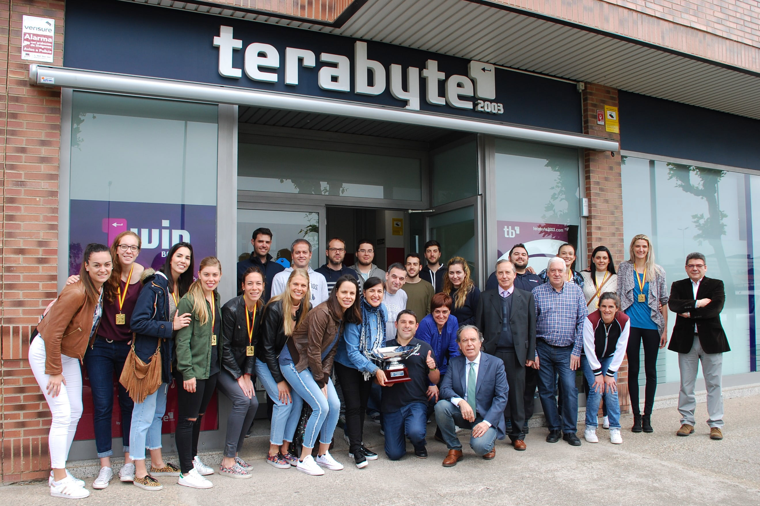 Nuestro equipo de voleibol gana su cuarta Superliga y su septimo titulo