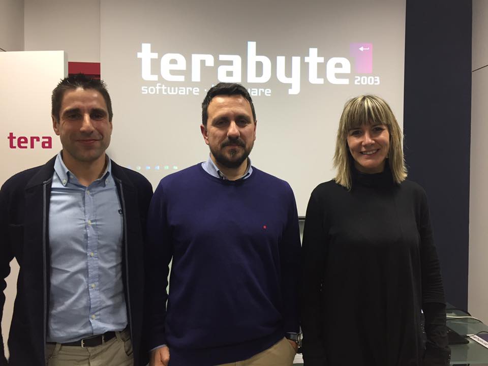 ÉXITO Y CONTROL DE COSTES