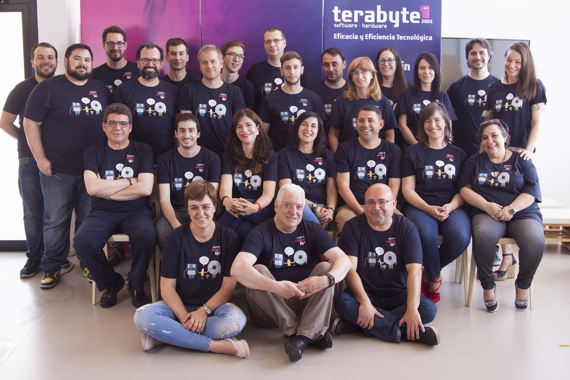 Terabyte 2003 celebra y su 15 aniversario con todo su equipo